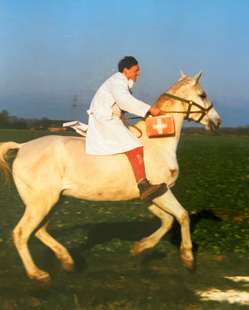 Dr Ahnert
